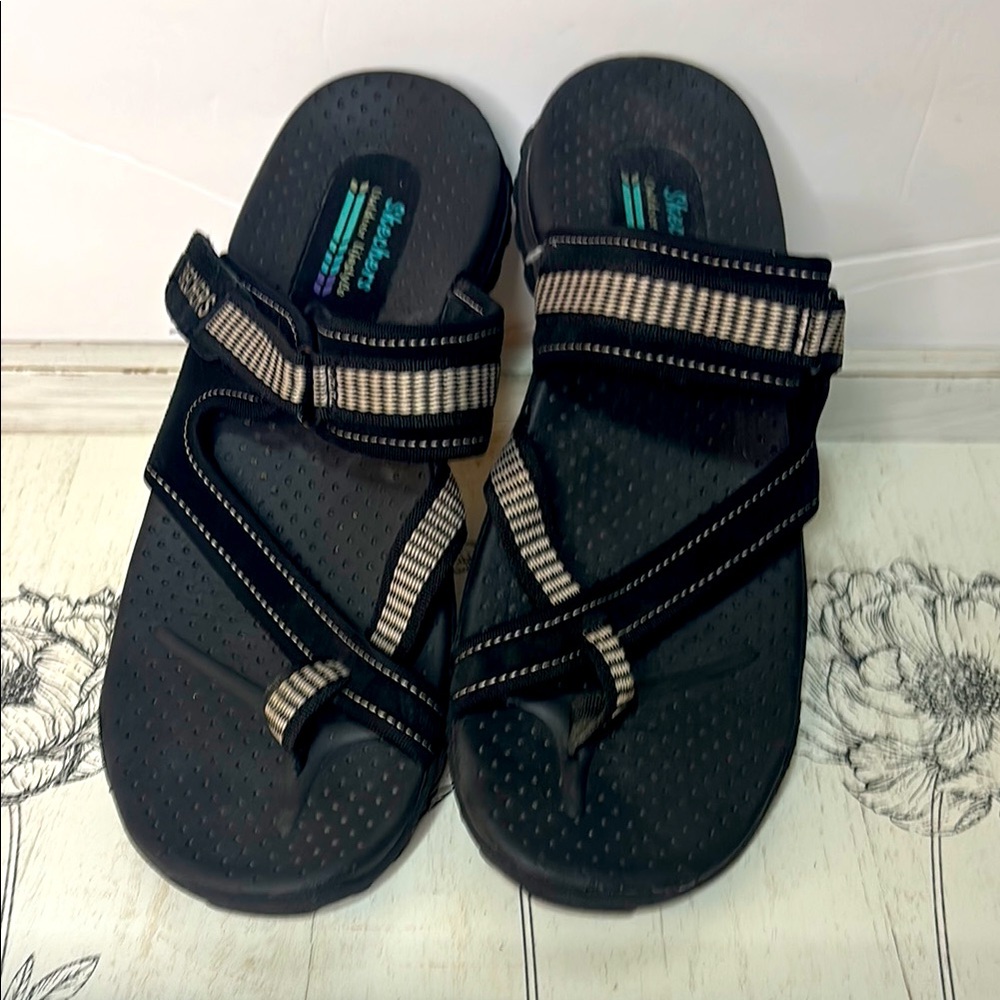 Skechers Black and Beige Strappy Sandals